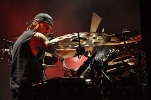 Dave Lombardo: 