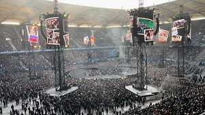 Как строят сцену Metallica