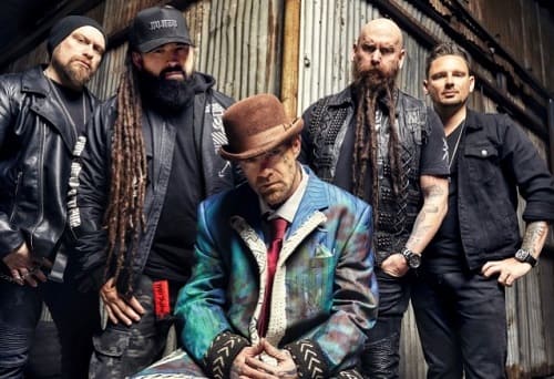 Five Finger Death Punch в пятнадцатый раз первые